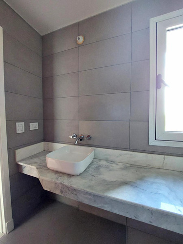 Venta Departamento 2 Dormitorio Con Cochera En Opera Luxury Torre 2