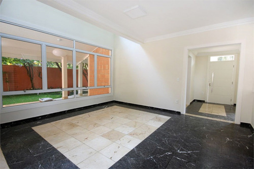 Imagem 7 de 30 de Casa Em Condomínio 3 Suítes Com Jardim E Piscina Na Chácara Monte Alegre. - Reo99648