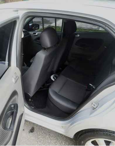 Volkswagen Gol Trend 1.6 Highline 101cv