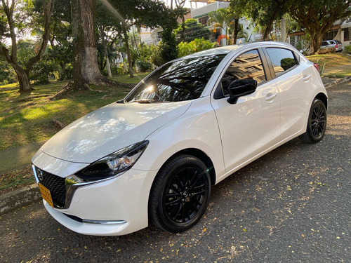 Mazda 2 Carbon Edition