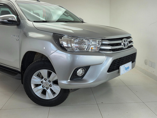 Toyota Hilux 2.7 Srv Cab. Dupla 4x2 Flex Aut. 4p