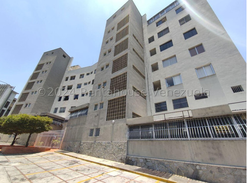 Apartamento En Venta, Colinas De Bello Monte #24-23157