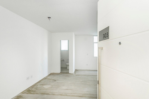 Imagem 19 de 23 de Sala À Venda No Bairro Três Figueiras - Porto Alegre/rs - O-2259-7609