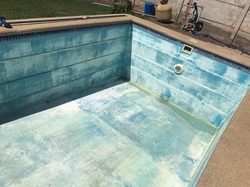 Piscinas De Hormigón Y Fibra. Reparamos Pintamos.