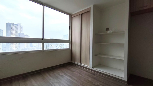 Departamento En Arriendo De 1 Dorm. En Estación Central
