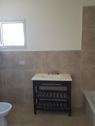 Imagen 25 de 28 de Casa En Venta - Bº La Comarca - Tigre