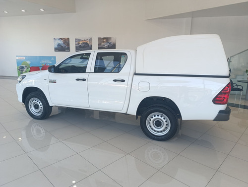 Toyota Hilux 2.8 Tdi Cabina Doble 4x4 Mt