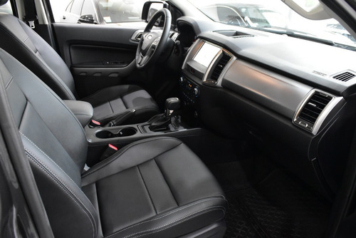Imagen 11 de 15 de Ford Ranger 3.2 Limited 4x4 Aut 200cv - Car Cash