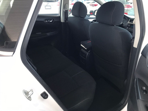 Imagen 9 de 10 de Nissan Sentra 2018