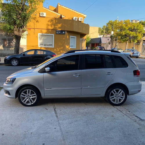 Volkswagen Suran 1.6 Imotion Highline 110cv
