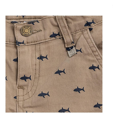 Audaz Short Niño Con Estampado De Tiburones Beige