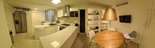 Imagen 11 de 30 de Venta - 4 Ambientes Con Dependencia Y Cochera - Belgrano