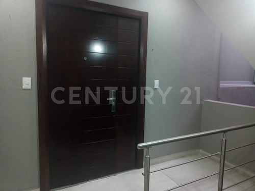 Departamento En Venta En Lomas De Tecamachalco, Naucalpan.