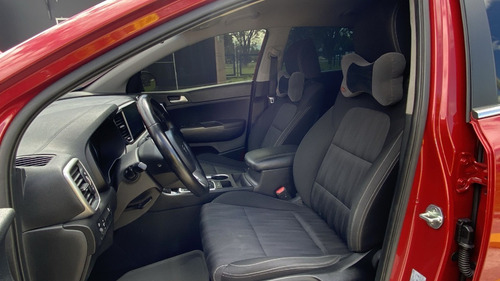 Imagen 17 de 25 de Kia Sportage Hibrida