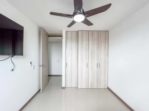 Apartamento En Venta En Valle Del Lili. Cod V8014394