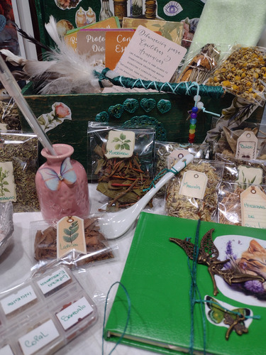 Altar Wicca Bruja Verde ( 34 Artículos)