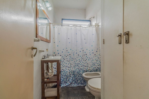 Venta Departamento 2 Ambientes Flores Con Balcón