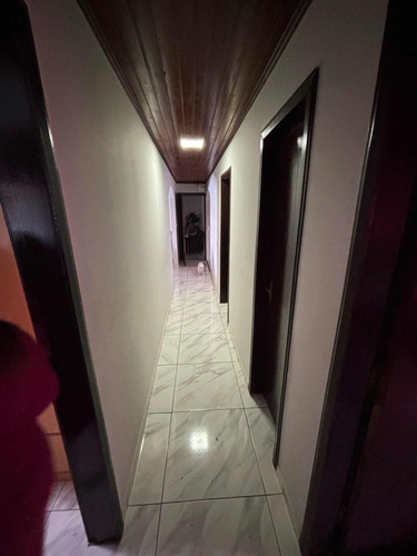 Casa A Venda Com 4 Quartos E 1.300m2 Em São José Dos Pinhais