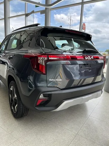 Kia Seltos EMOTION AUT