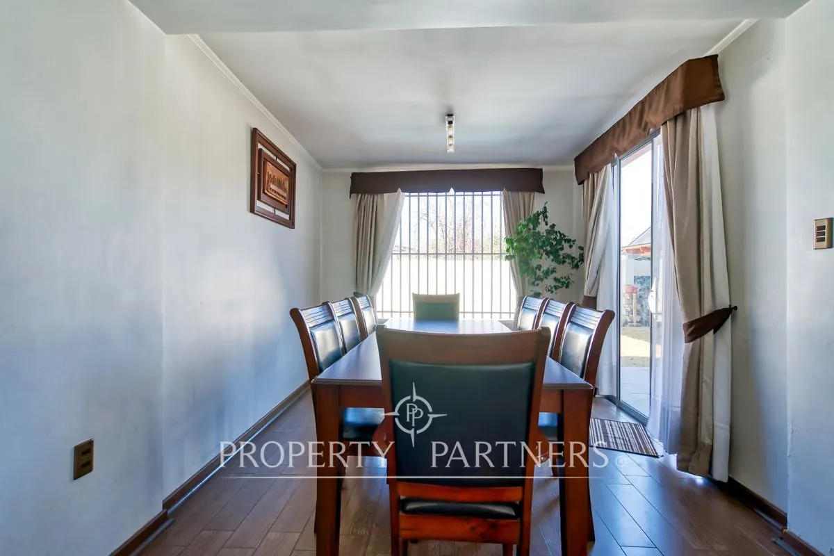 Imagen 4 de 24 de En Venta Amplia Casa, Excelente Conectividad
