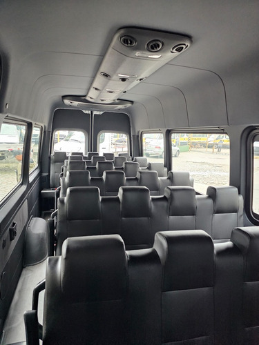 Sprinter 417 Vidrada Extra Longa 28 Lugares