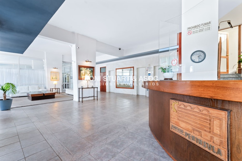 En Venta 2 Dormitorios En Punta Del Este - Frente A Plaza Los Artesanos - Oportunidad