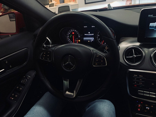 Imagen 12 de 12 de Mercedes Benz Gla 200 Urban