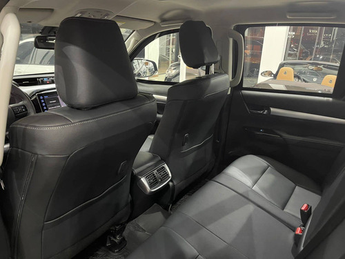 Imagem 9 de 12 de Toyota Hilux 2.8 D-4d Turbo Diesel Cd Srv 4x4 Automático