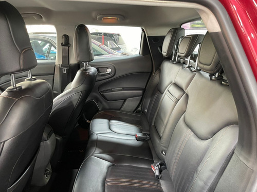 Imagem 8 de 16 de Fiat Toro Volcano 2.0 16v 4x4 Tb Diesel Aut. Score Baixo