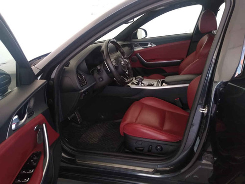 Imagen 9 de 15 de Kia Stinger 2018 4p Gt Line, 2.0t, Ta, 8 , Volante Deportiv