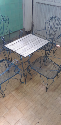Juego De Jardin Antiguo- Hierro Forjado- 1mesa Y 4sillas Ref Azul Acero (Usado)
