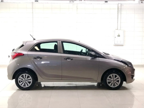 Imagem 4 de 9 de Hyundai Hb20 1.0