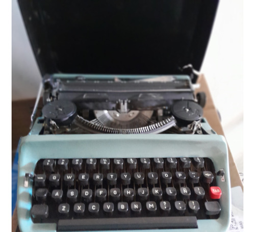 Maquina De Escribir Con Maleta