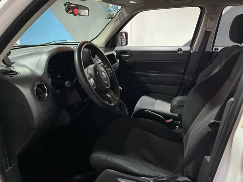 Jeep Patriot Sport 4x2 Cvt