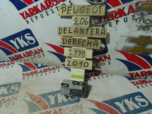 Chapa Con Cierre Delantera Derecha Peugeot 206  1998-2010