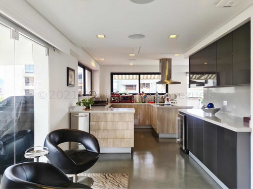 Imagen 10 de 30 de Apartamento Penthouse En Venta En El Rosal