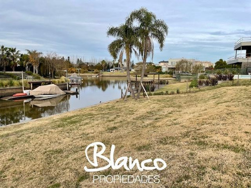 Imagen 2 de 12 de Oportunidad! Excelente Lote Al Río En El Exclusivo Barrio Náutico El Yacht - Nordelta