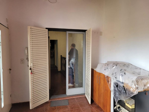 Casa En Venta - 2 Dormitorios 1 Baño 1 Cochera - 90mts2 - La Matanza