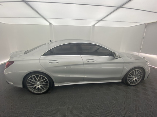 Imagen 7 de 25 de Mercedes Benz Cla 45 Amg A Matic 2.0