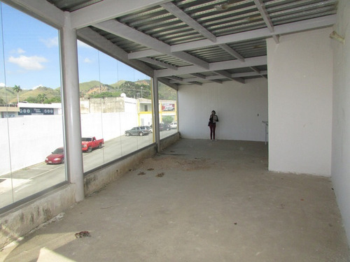 Imagen 5 de 10 de Locales Comerciales A Pie De Calle Av Aranzazu.. En Venta Y Alquiler..0424 496 01 02
