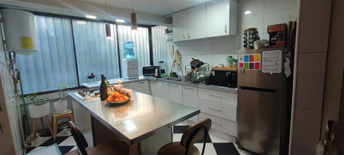 Departamento En Venta De 2 Dorm. En Providencia