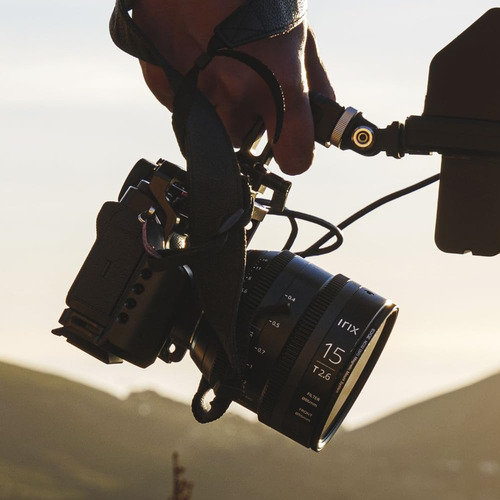 Lente De Cinema Grande Angular Irix Cine 15mm T2.6 Para Cano