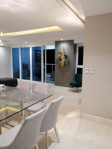 For Rent Apartamento Amueblado Av. Anacaona 5to Piso Torre Mar Azul