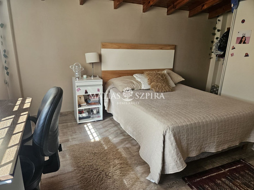 Excelente Vivienda Reciclada. Oportunidad Inversores.