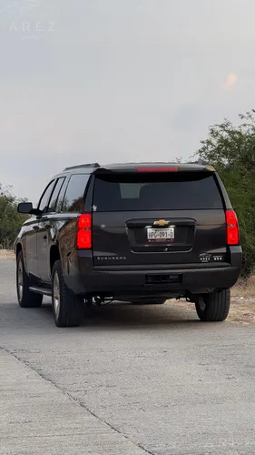 Chevrolet Suburban 5.3 Ltz Mt