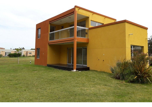 Casa A Estrenar En Haras Del Mar
