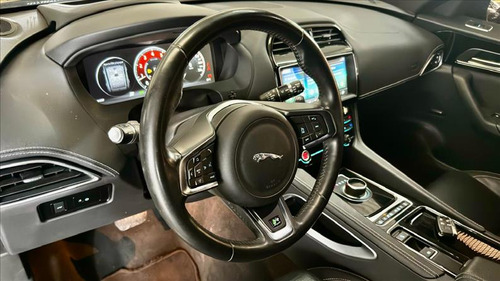 Jaguar F-PACE R-sport 2.0 t 250 cv 2018 Top de Linha