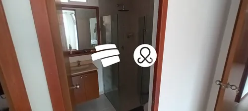 Apartamento En Venta En Laureles, Primer Parque. Medellin