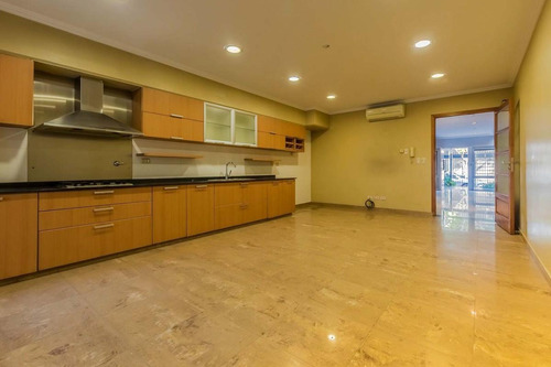 Imagen 9 de 30 de Venta De Casa De Categoría En Parque Chacabuco