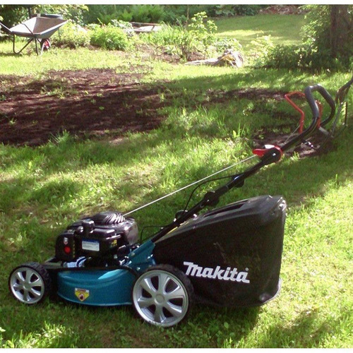 Cortador De Grama A Gasolina - Makita Plm4627n